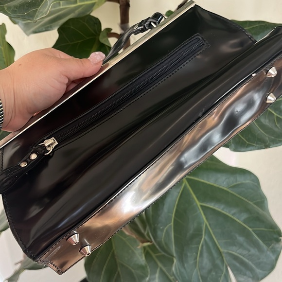 Vintage Guess Y2K bag - Picture 2 of 3